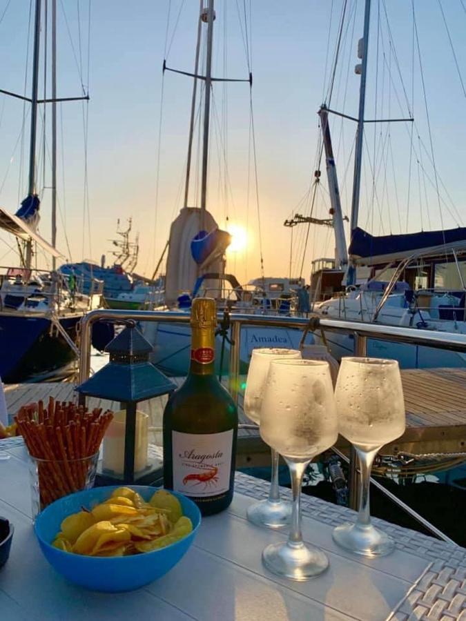 Houseboat Seabreeze Hotel Alghero Eksteriør billede