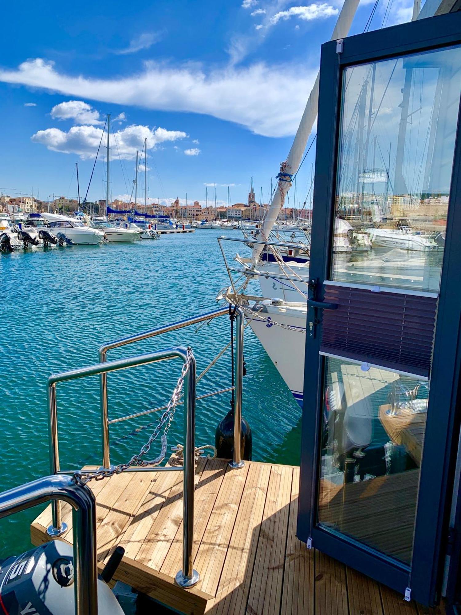 Houseboat Seabreeze Hotel Alghero Eksteriør billede