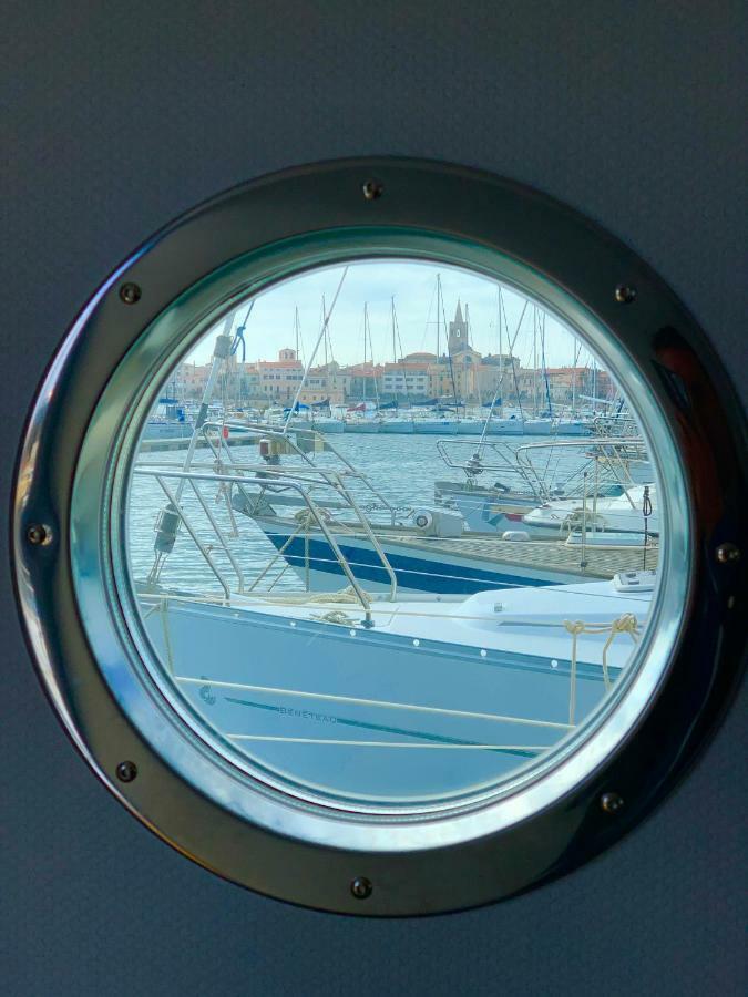 Houseboat Seabreeze Hotel Alghero Eksteriør billede