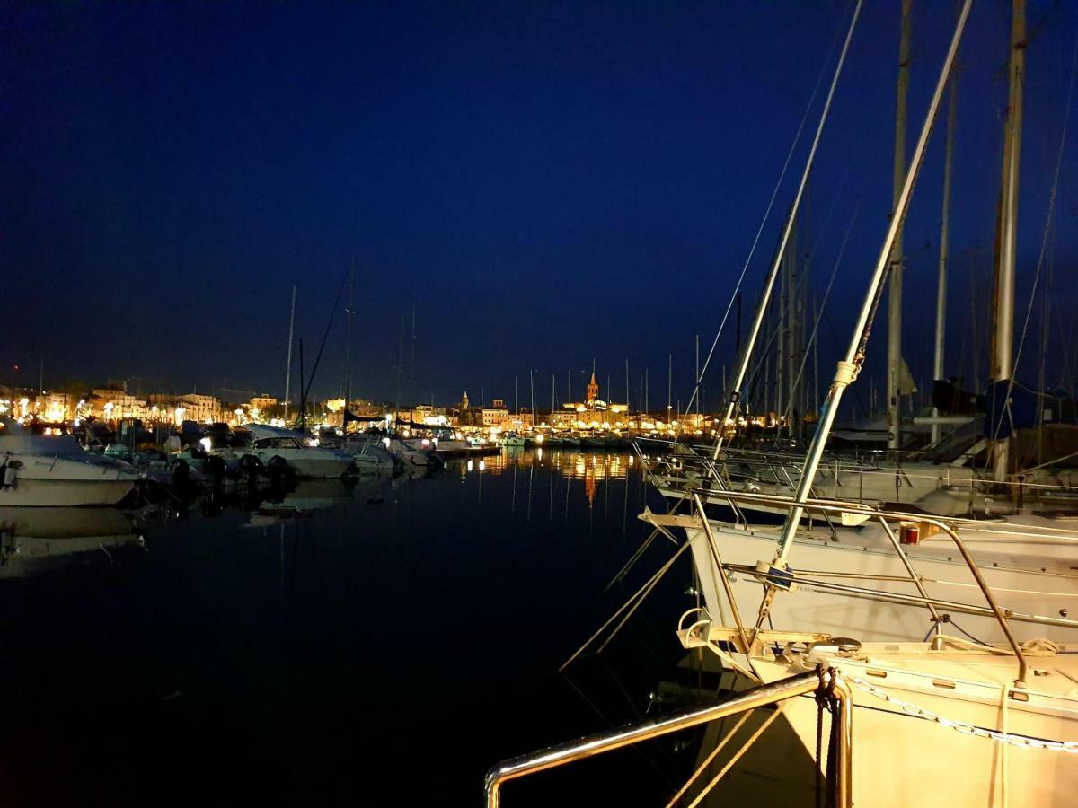 Houseboat Seabreeze Hotel Alghero Eksteriør billede